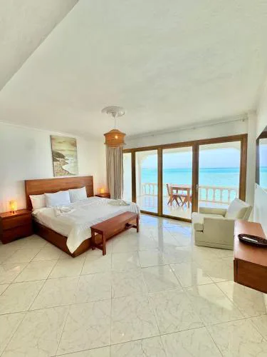 ultra infinity hotel