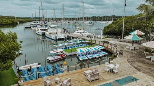 Puerto Blanco Marina & Hotel