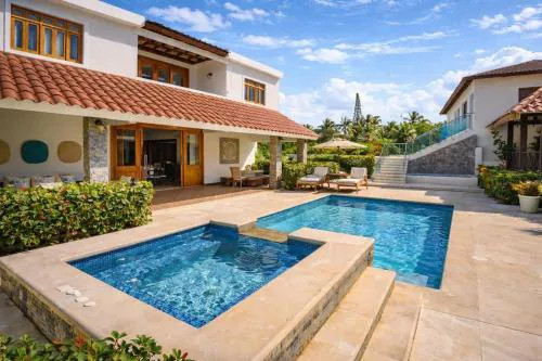 7BR Villa-Apt 2-Min Walk to Beach