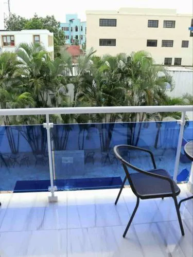 Condo face picerie 3 minutes de la plage 302