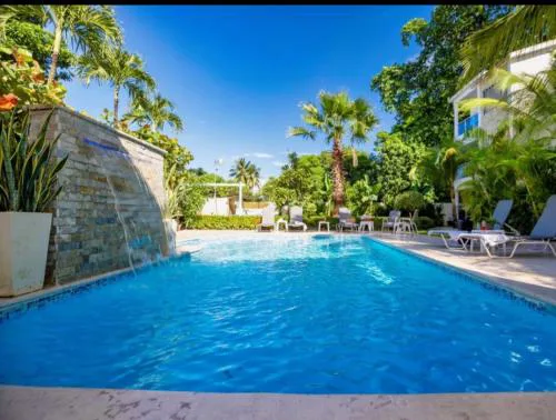 Fully Equipped 2br Apt-dt5mins To The Beach
