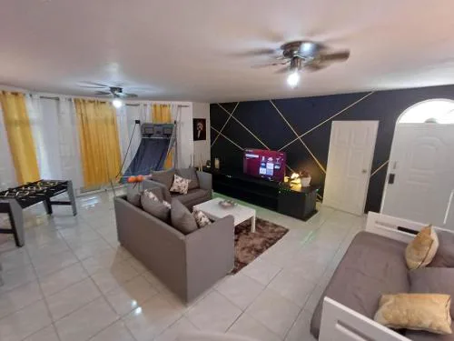 Linkzup Playa Laguna Villa