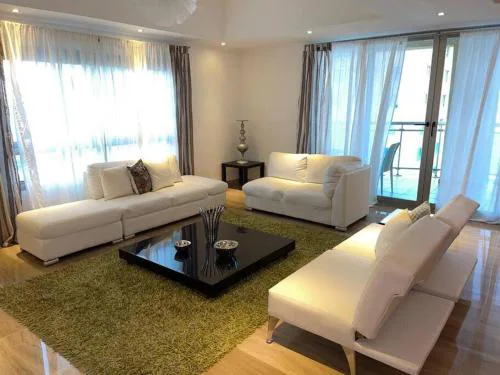 Comfortable Ocean-City View