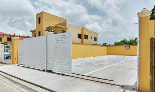 Sunset Single Room Near Airport Wi-Fi & Parking