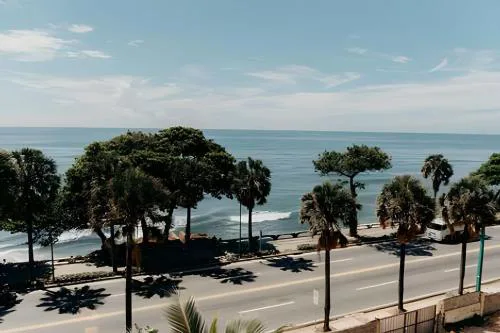 Oceanfront 3 Bedroom With Jacuzzi and Pool
