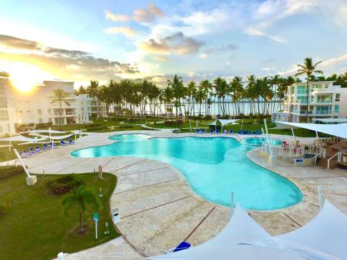 Residencial la ensenada, on Playa Nueva Romana