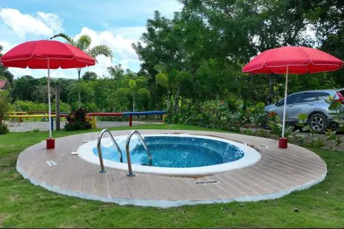 Villa González