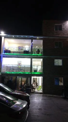 Hotel 3 Hnos