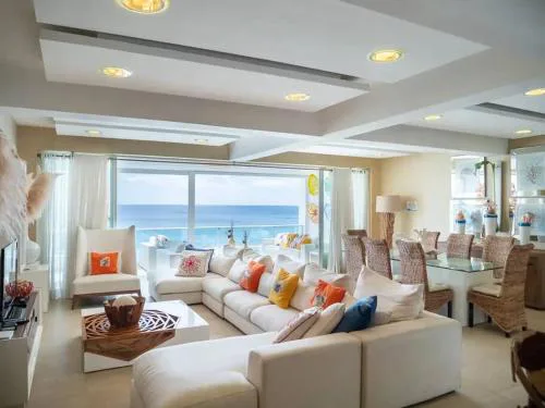 SuiteDelux Oceanview Marbella 3BDR