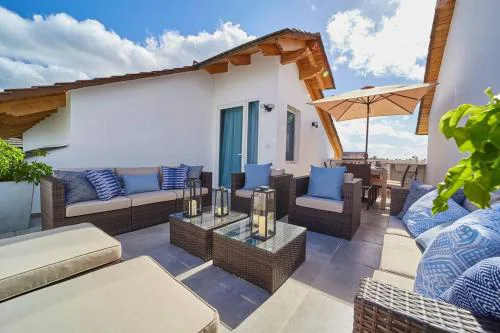 New loft duplex with rooftop deck