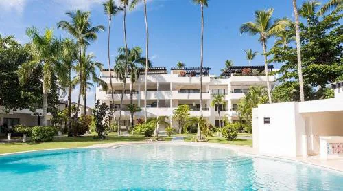 Aligio - A Quiet Retreat in Paradise - 2 BR, 2 pools, WiFi, AC, Private Hot Tub