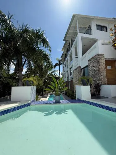 Kainos Tropical Boutique Hotel