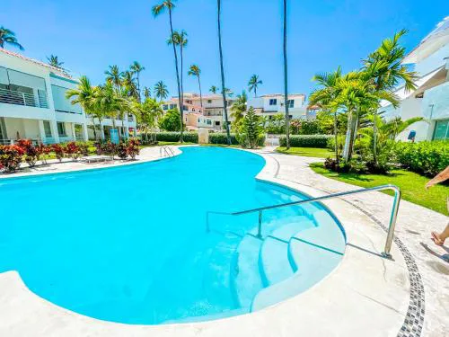 Bavaro Beach Condo-HOTEL with VILLAS & Suites WIFI BBQ Beach CLUB & SPA