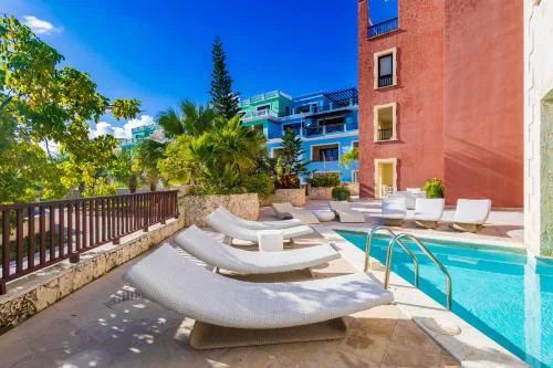 Beautiful 3BR Condo with Private Terrace and Picuzzi, Just Steps from Cap Cana Marina