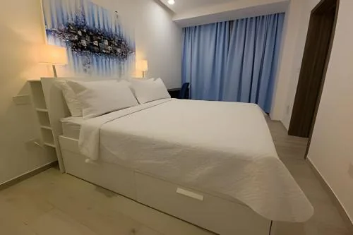 Condominio de lujo Salida a playa Estilo Resort Muchas comodidades: 6 piscinas/TV/aire acondicionado