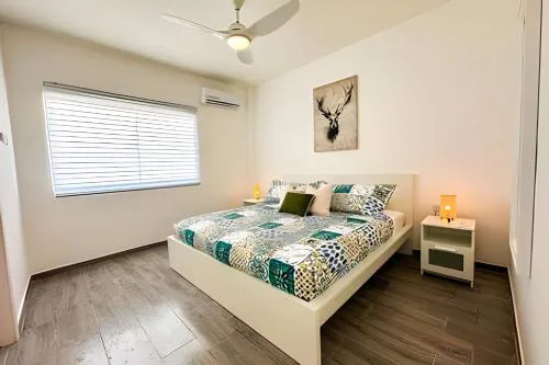 Condominio privado con piscina, cerca de la playa