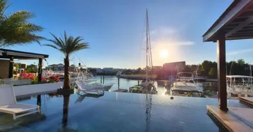 Exclusive Paradise and Personalized Service
