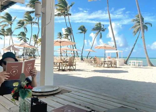 LOS CORALES BEACH - ONE BEDROOM CONDOS - 2 pools - Garden I