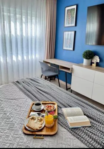 Lovely Beach Apartment with Pool B401