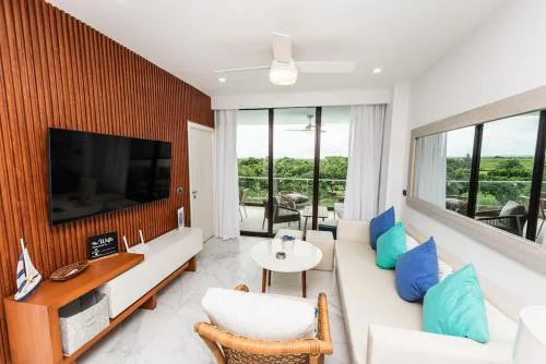 Luxury 2BR Private Jacuzzi CanaRock Star Punta Cana
