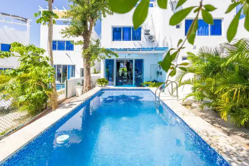 New Stylish 3BR Villa with Private Pool & Terrace