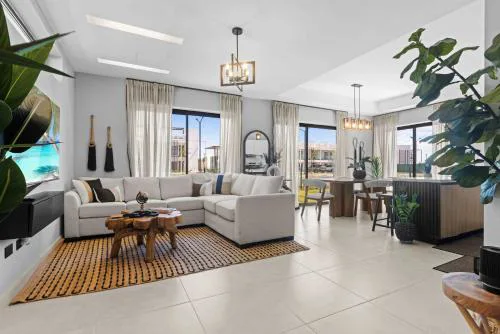 NOK Spacious 3BR Villa with Patio By Vistacana