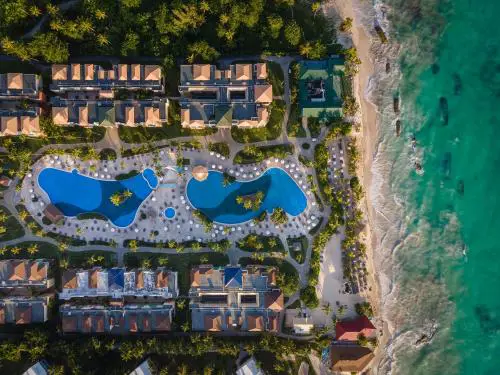 Ocean Blue & Sand Beach Resort - All Inclusive