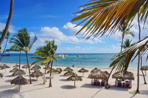 PLAYA Los Corales VILLAS and suites, BBQ POOL SPA