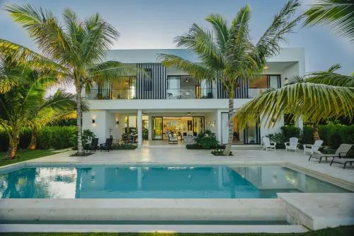 Waterfront Luxury Home in Punta Cana Resort & Club