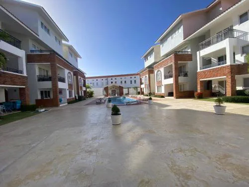 Your Beautiful Village Central 5 Min from the Beach