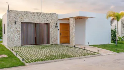 Alojamiento privado en Punta Cana Piscina y patio