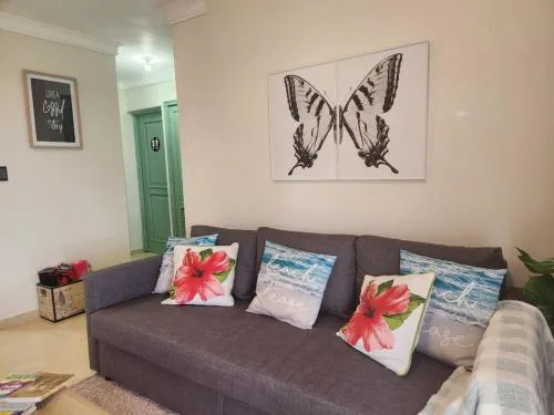 Apartment-View-Beach-Mountains-Rivers-WiFi-AC-CLB
