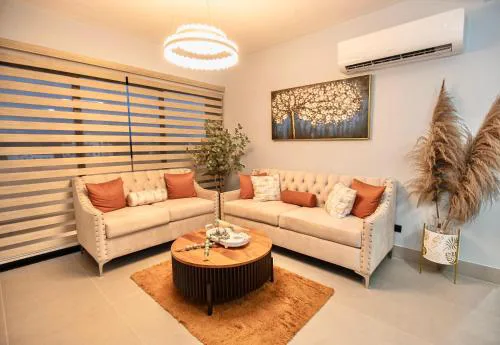 Hermoso Alojamiento con Terraza y Jacuzzi en Santiago