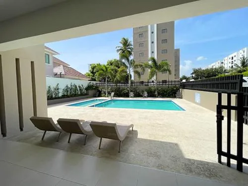 Luxury Apartment-Santiago- PRIVATE Jacuzzi & Patio-Near Airport