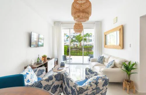 Coastal Corner -Beach-Pool-Terrace-Parking-Pets