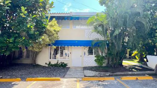 Villa Familiar con Jacuzzi Privado cerca de las playas de Juan Dolio