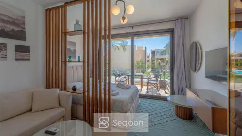 Serenity Studio in G-Cribs