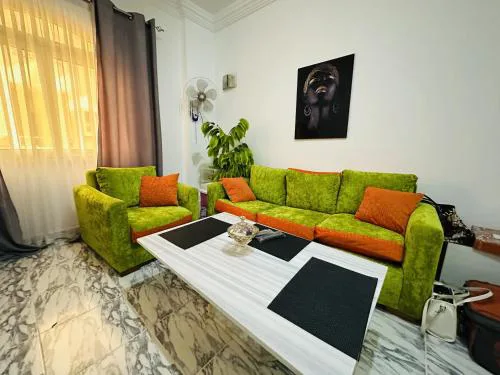 Angie House Embassy area with wi fi