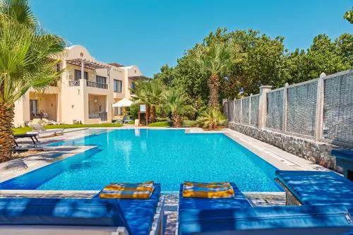 Beautiful apartment with terrace to the pool