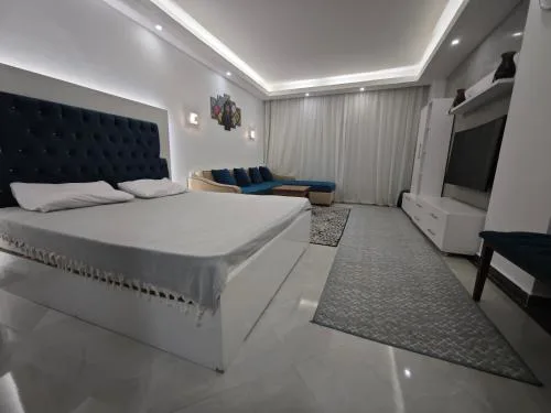 Cecelia Resort, Apartment With Free Private Beach