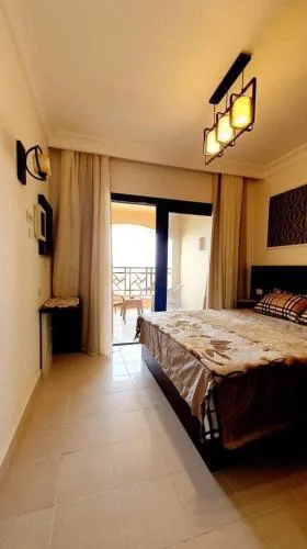 Cozy and spacious apartment for family , view sea