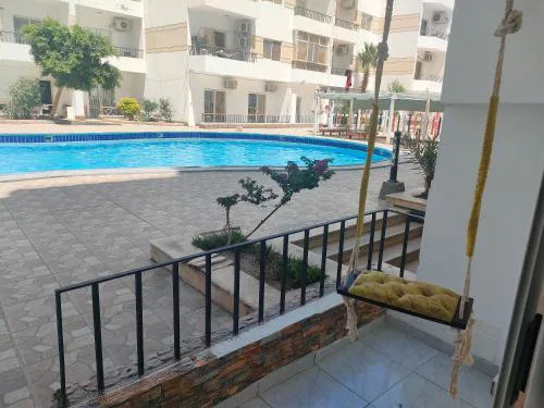 Cozy one bedroom Ground floor Chalet pool view lotus compound