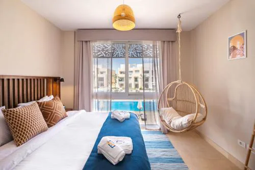 Epic & Exquisite 2 BR w Beach & Pool Mangroovy