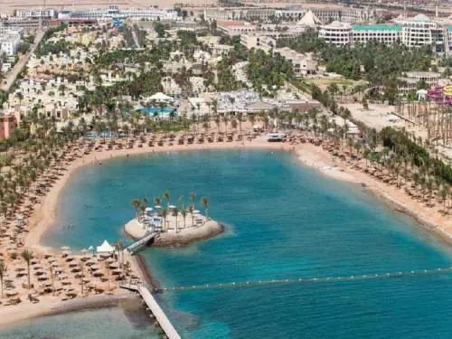 Hostgool Beach Chalets Mirage bay resort & aqua park