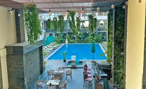 Imperial Resort Apt Sleeps 3 - Pool Parking Wifi