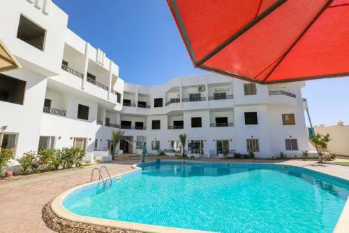 La bonita compound