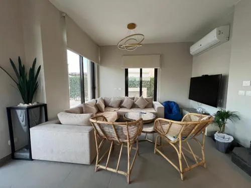 Luxury 4BR Cyan Villa • Private Pool