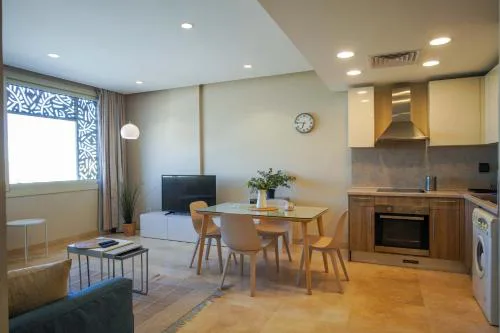 Mangroovy Beach Front - 1 BR - Free Beach & Pool access