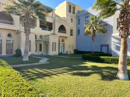Marina Beach Front 3 Br Duplex