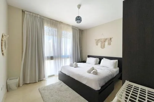 Minimal & Mere 1 BDR Mangroovy Free Beach & Pool